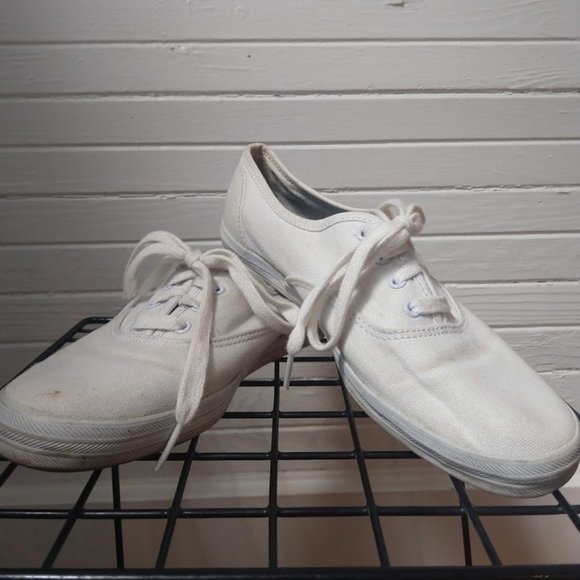 Keds Shoes - ✩Low White Keds✩